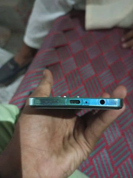 Infinix hot 40 pro 8+8+5 256 gb ha 3