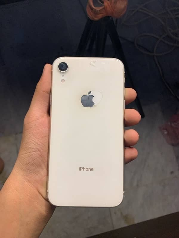 iPhone xr 2