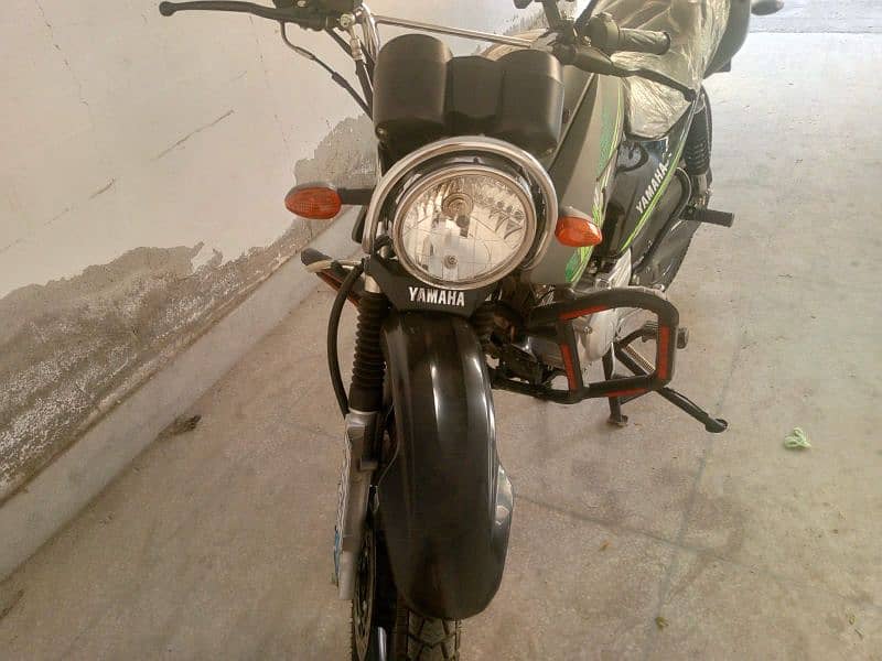 Yamaha YBR 125G 2