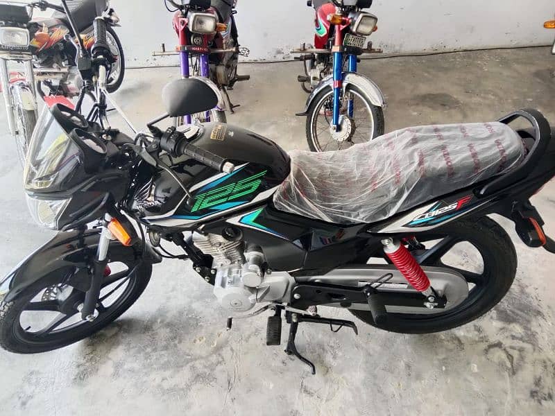 *Honda CB 125 2024 Model* 0