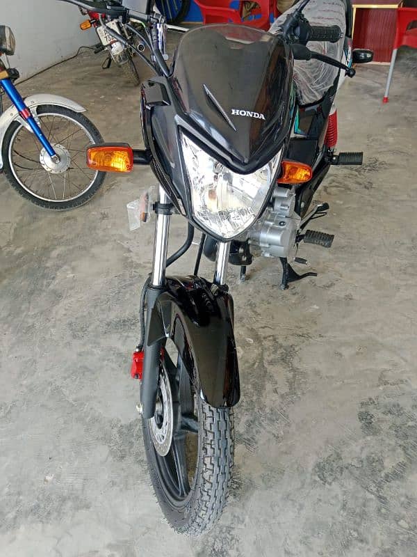 *Honda CB 125 2024 Model* 2