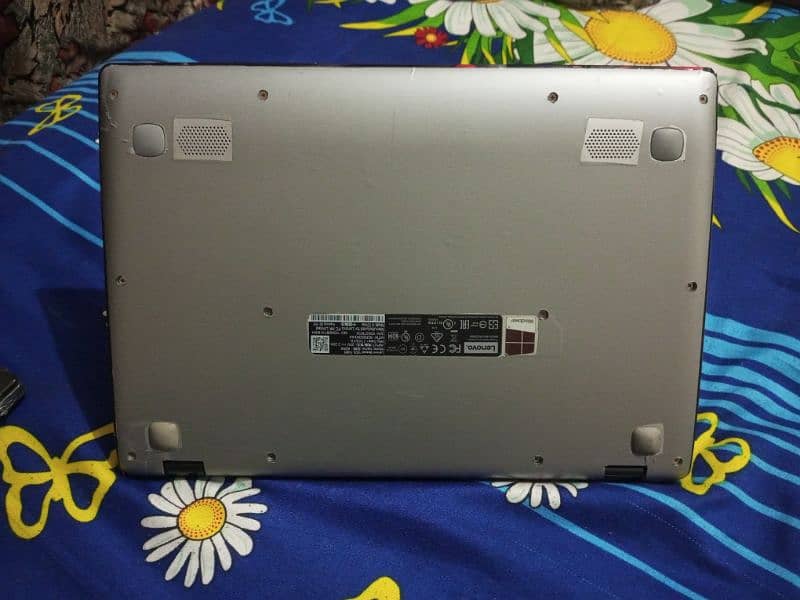 Lenovo Ideapad 100s 3