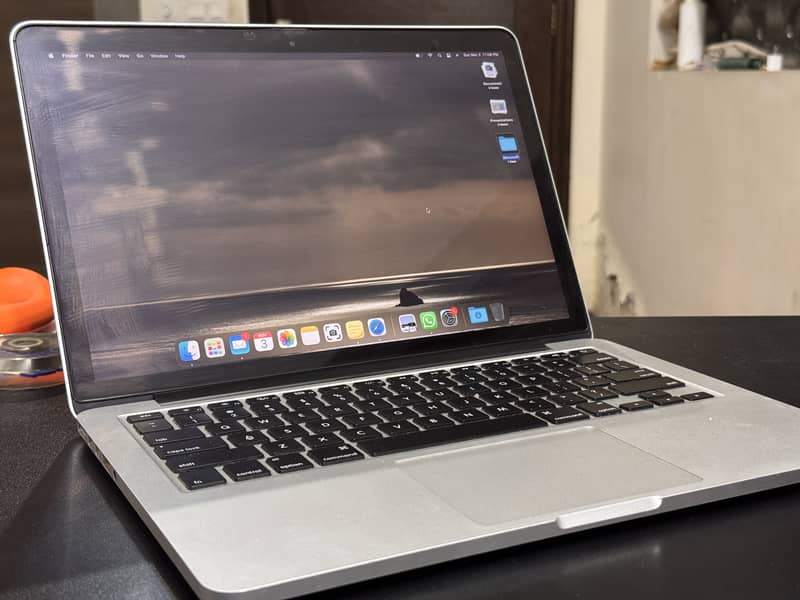 13-Inch MacBook Pro Retina (Mid 2014) in Excellent Condition! 0