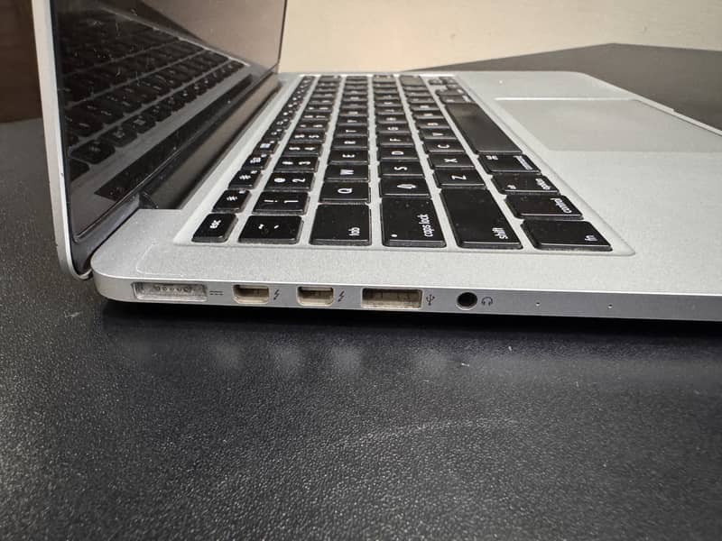 13-Inch MacBook Pro Retina (Mid 2014) in Excellent Condition! 2