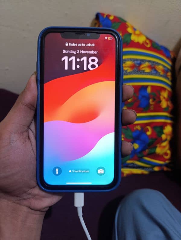 iPhone 11 JV 64 GB 0