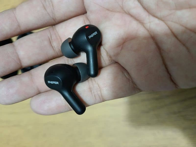 faster earbuds s50 very low price with gaming mood 3