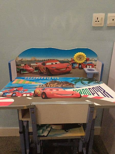 kids study table 0