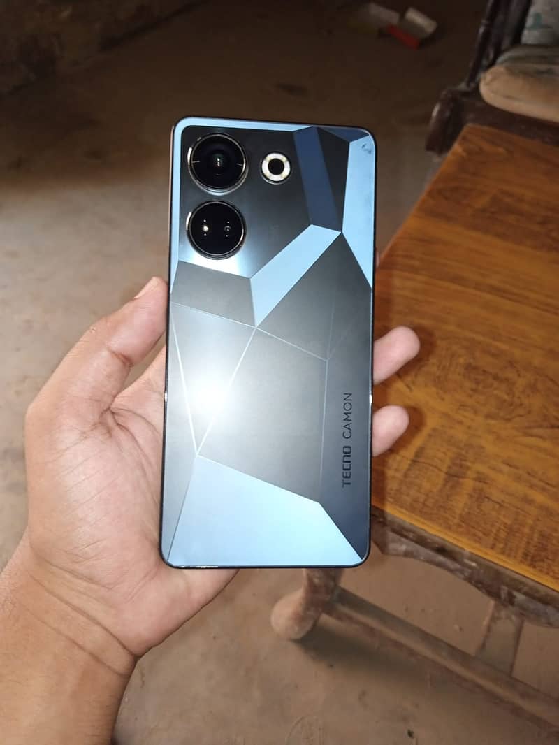 tecno camon 20pro 16/256gb 0