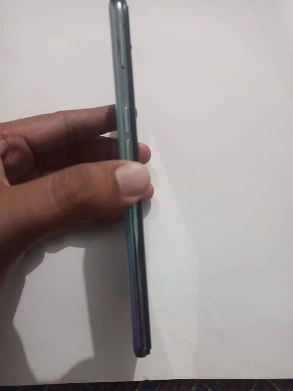 OPPO F15 0