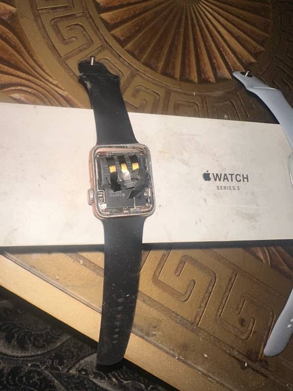 Apple Watch series 3 and 4 1