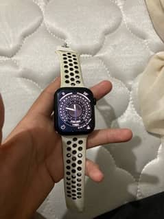 apple watch series 8