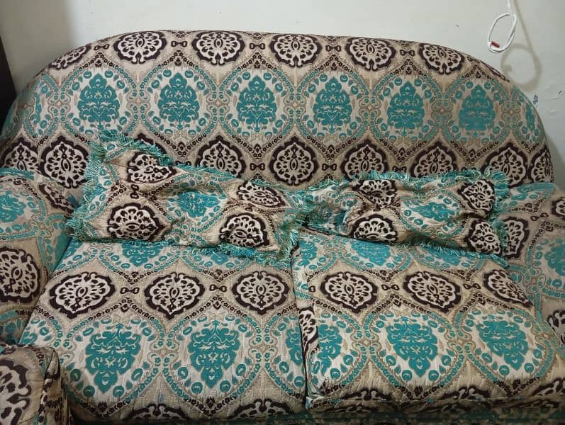 two sofa sets available 2