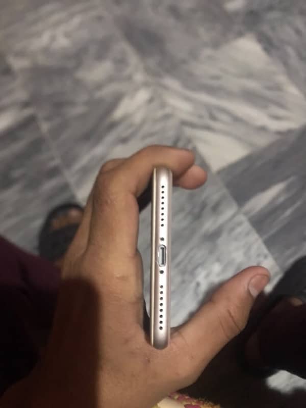 I phone 8plus bypass non pta 64gb 7