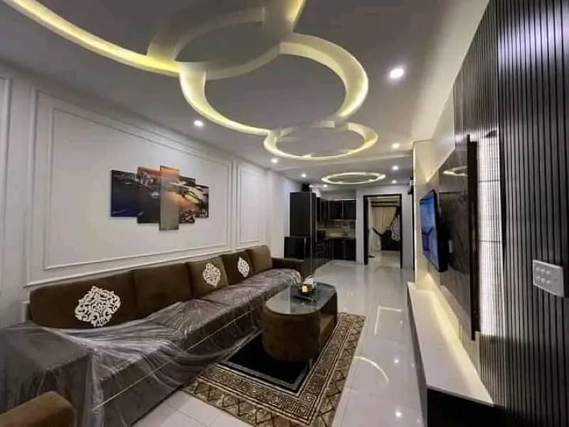 One bedroom VIP apartment for rent short time(2to3hrs) in bahria town 5