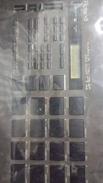 roland r5 drum machine 4