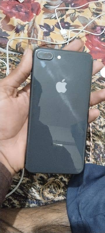 iphone 8 plus 64GB 2