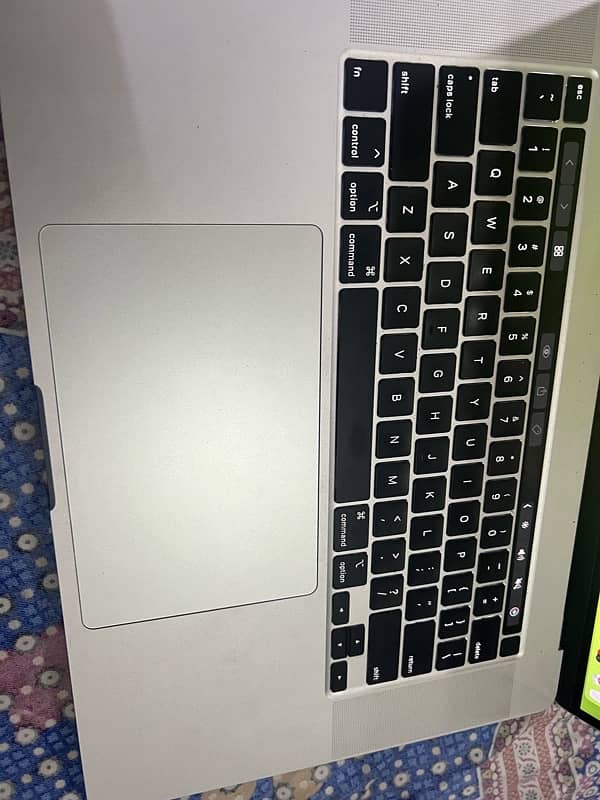 MacBook Pro core i9 5