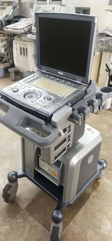 Ultrasound Machines (Scanners) and Color Dopplers 11