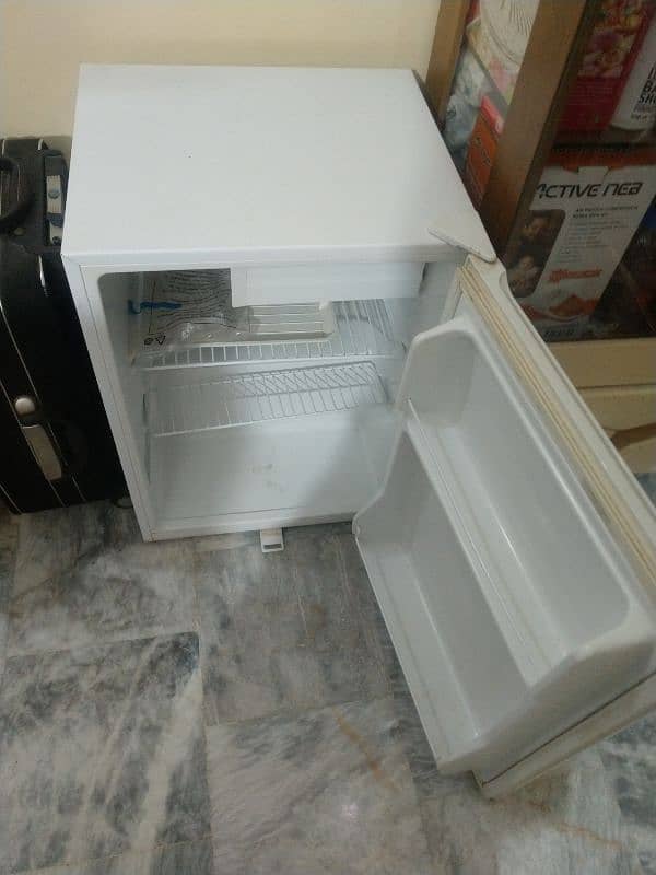 Haier Mini room refrigerator 0