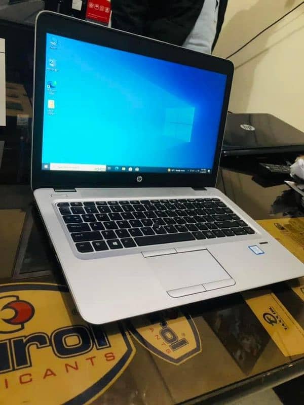 i5/6th Hp Elitebook 820 G3. 1