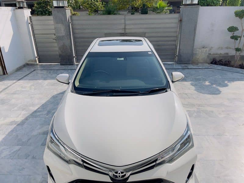 Toyota Altis Grande 2018 10