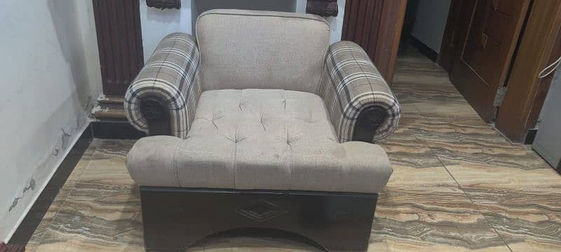 Sofaset 6 seater 2