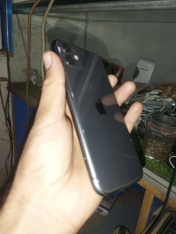 iPhone 11 64 gb 3