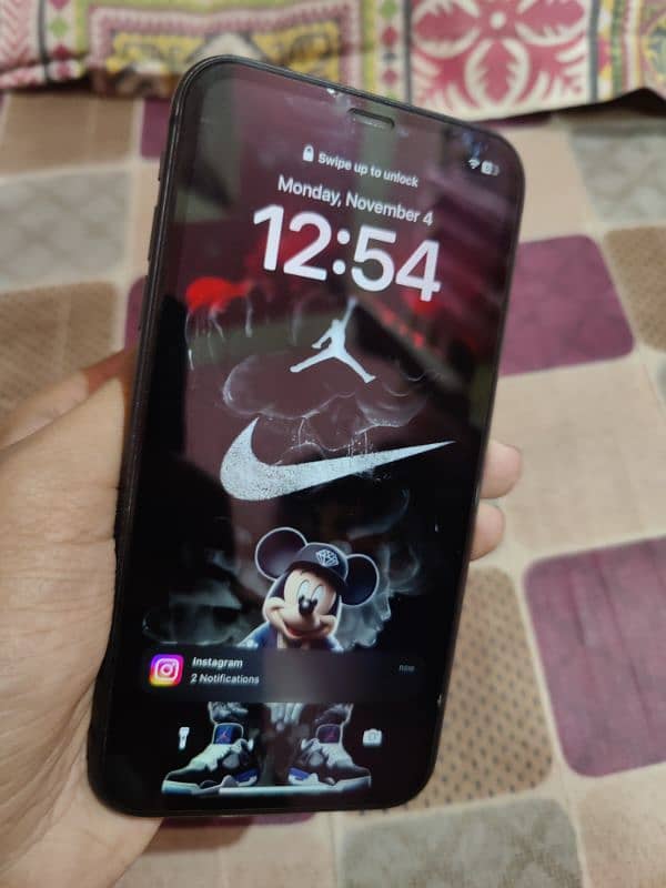 iPhone 11 urgent sale 1