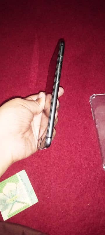 Iphone 8 plus 64gb pta aproved 7