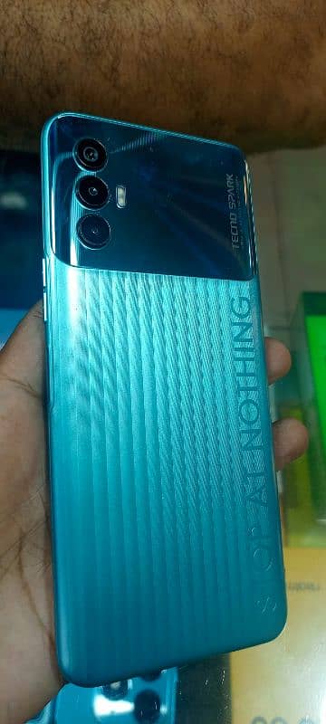 Tecno Spark 8 pro 0