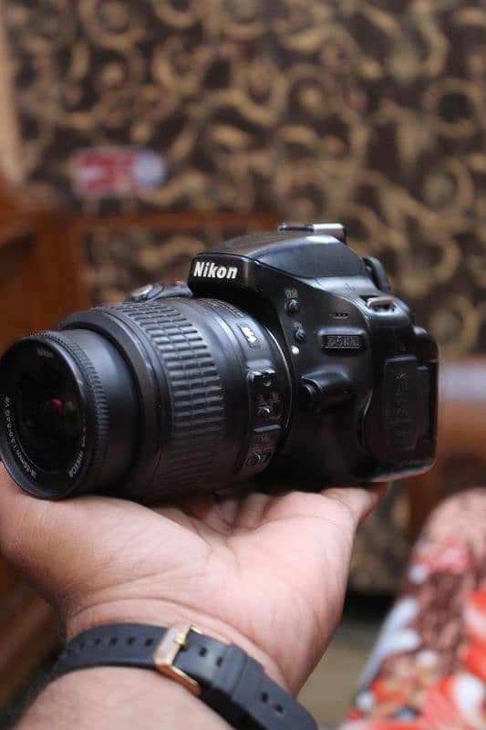 Nikon d5100 with 18/55mm lens. 5