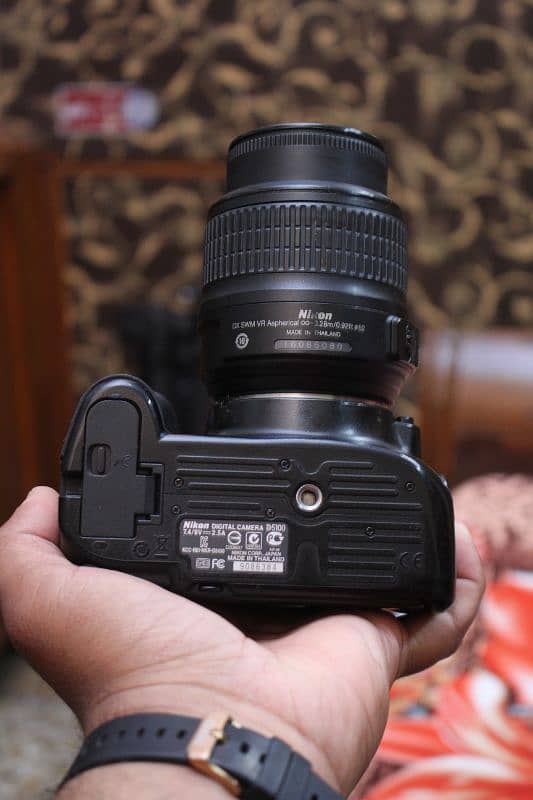 Nikon d5100 with 18/55mm lens. 6