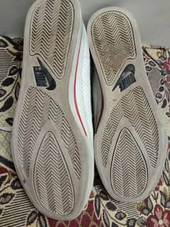 Nike original sneakers size 10