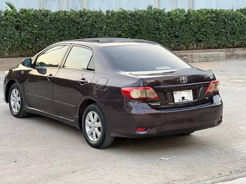 Toyota Corolla GLI 2012 3