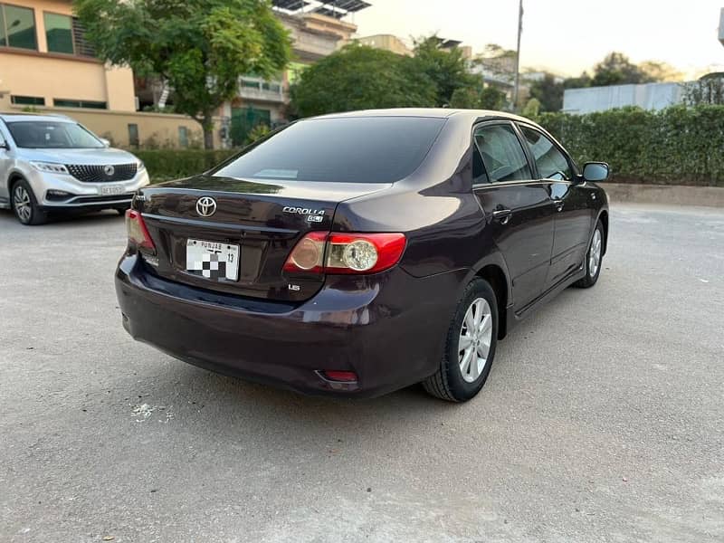 Toyota Corolla GLI 2012 4