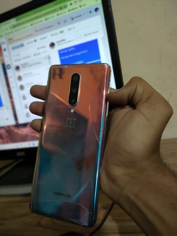 OnePlus 8 Lush condition 1