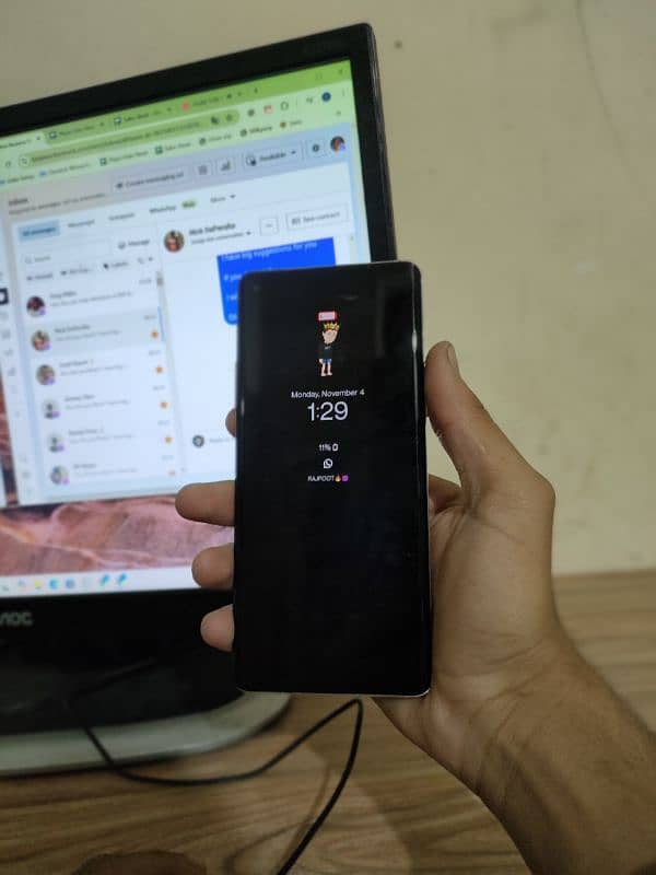 OnePlus 8 Lush condition 2