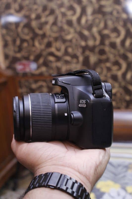 Dslr canon 4000d 18/55mm lens WiFi model 10/10++ 3