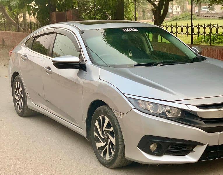 Honda Civic UG full option 2018 model red meter 1