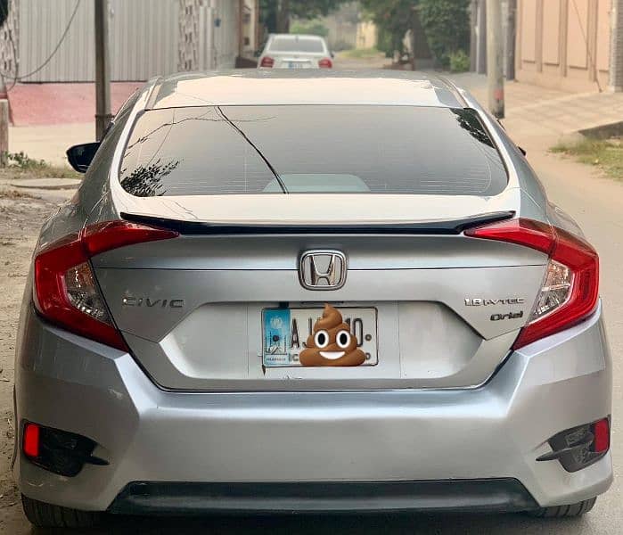 Honda Civic UG full option 2018 model red meter 4