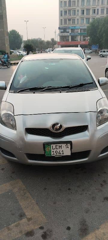 Toyota Vitz 2014 1