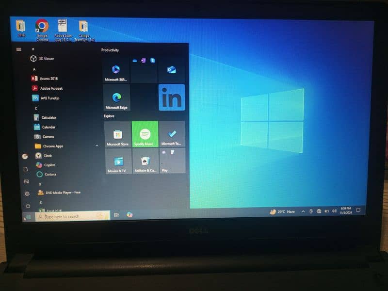 Dell 5566 touch laptop 7th gen win 10 SSD 256gb 2