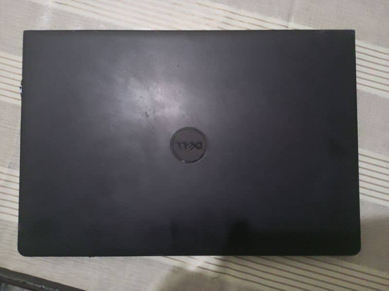 Dell 5566 touch laptop 7th gen win 10 SSD 256gb 9