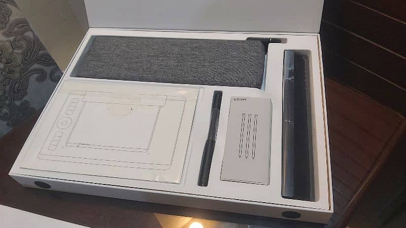 wacom intuos pro M (paper Edition) 4