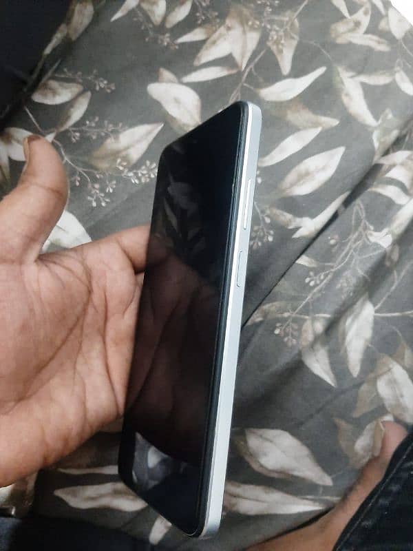 Infinix hot 30 play 3