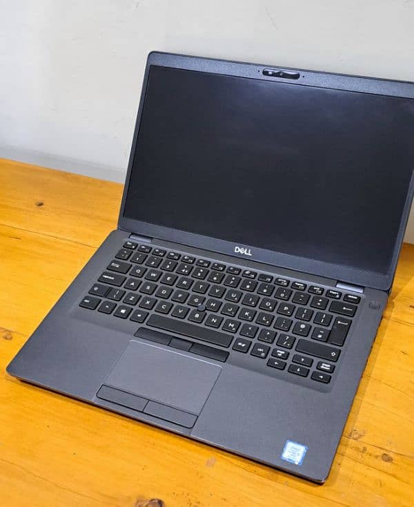 Dell Latitude 5400 i5 8th 8 256 14"1080p Backlit 1