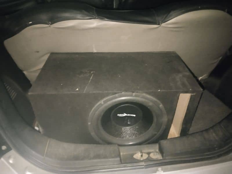 subwoofer amd amplifier 2