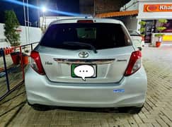 Toyota Vitz 2011