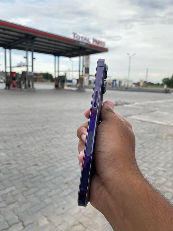 iphone 14Pro max Deep purple 6