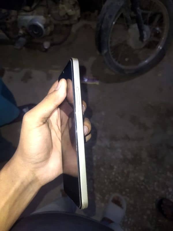 realme c61 full warranti 3 days used 0